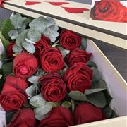 Red Rose Luxury Gift Box